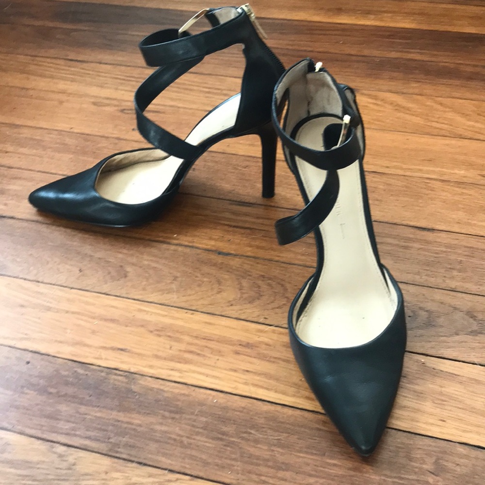 Banana Republic black heels